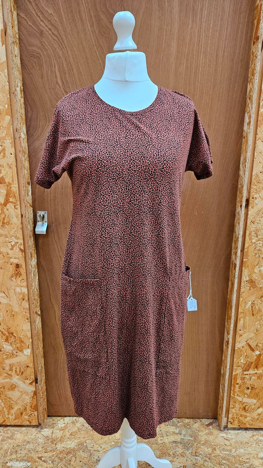 Sample Astrid T-shirt Dress in Brown Leopard Jersey - Size 16