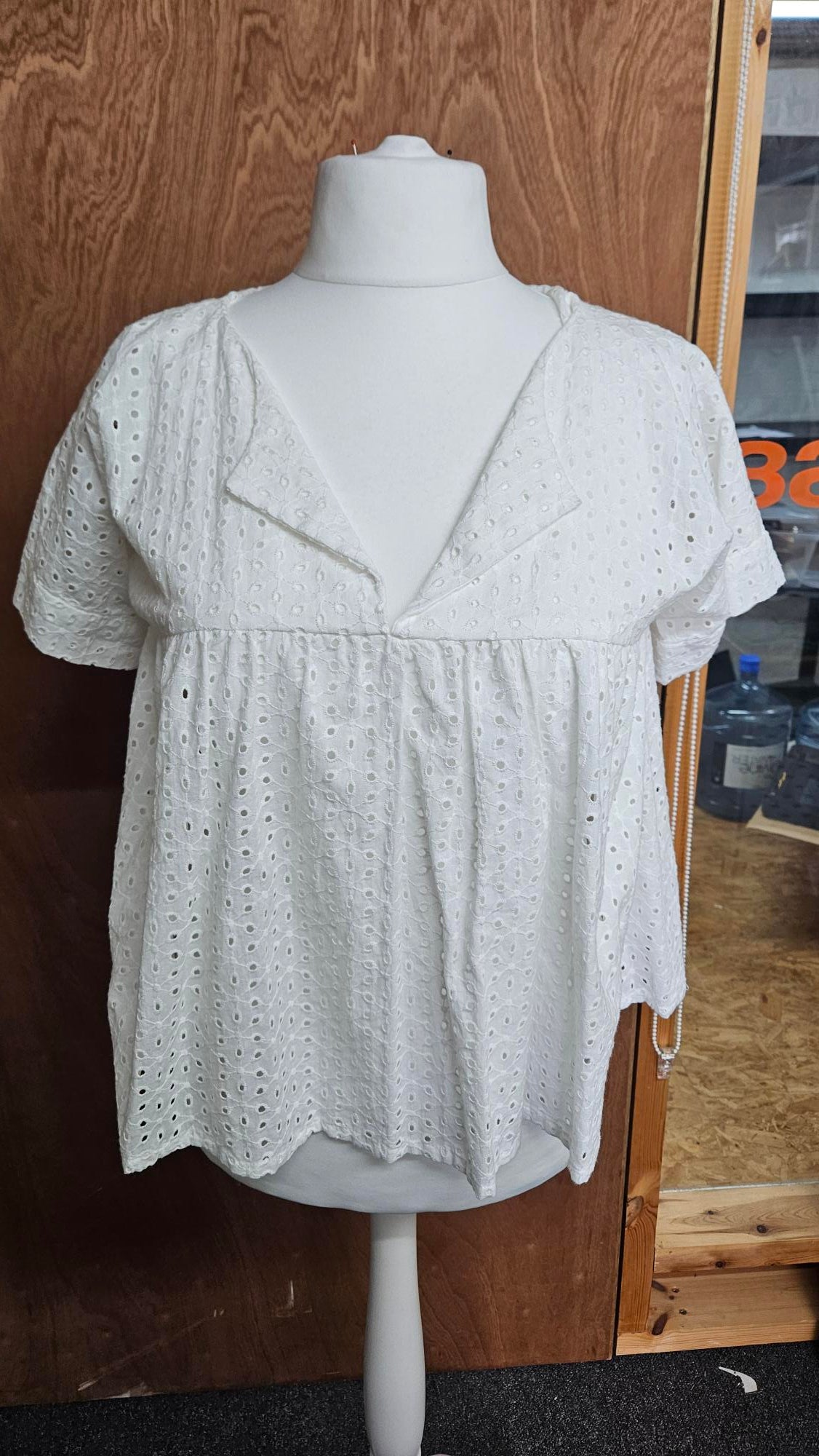 Sample Frida Top in White Cotton Broderie Anglaise - Size 16