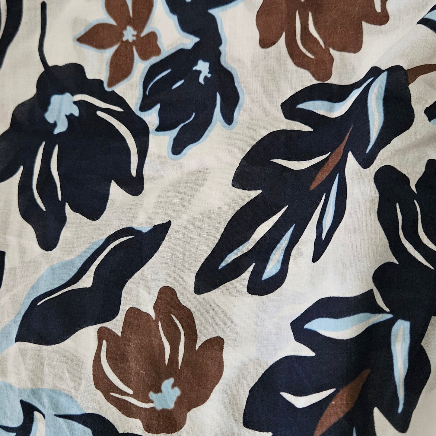 Paint Style Flowers and Leaves Cotton Poplin in Navy Blue and Brown on White Remnant - 4m