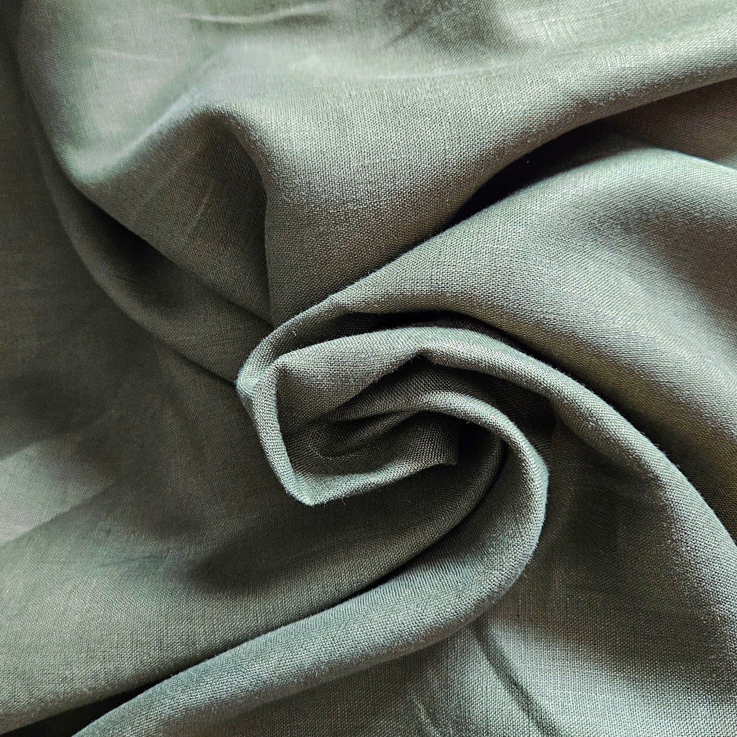 Lightweight Linen in Khaki Green