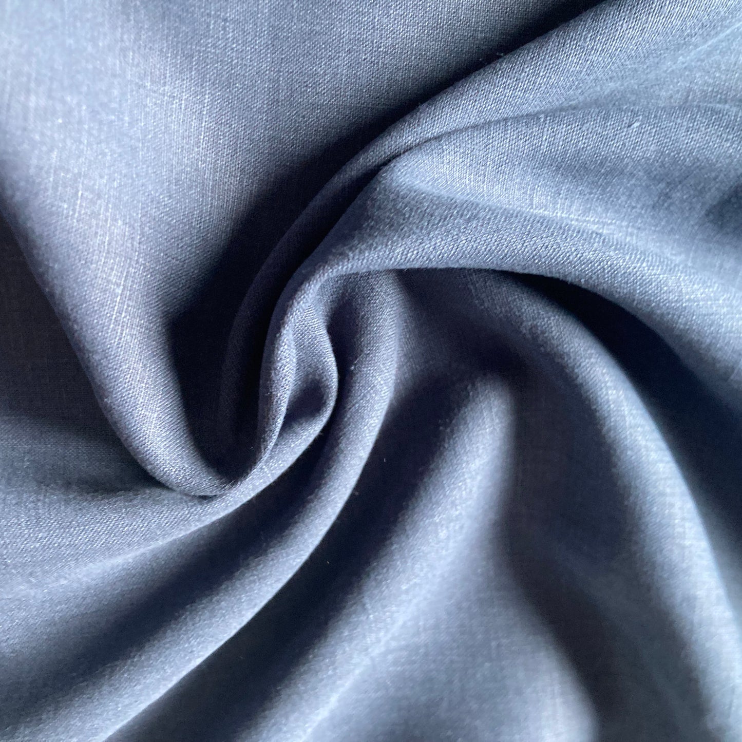 Lightweight Linen in Navy Blue