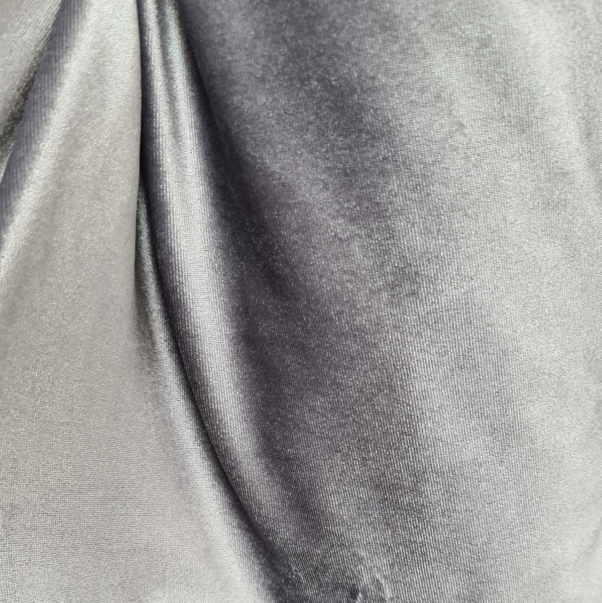 Plush Velour in Silver Grey 1.2m Remnant