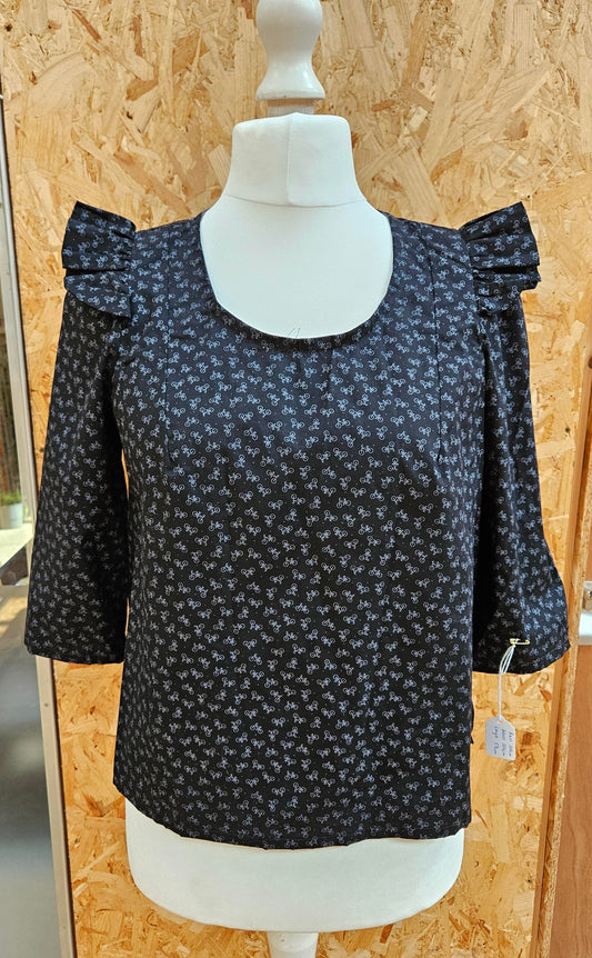 Sample Iris Ruffle Sleeve Top in Black and Grey Cotton - Size 16