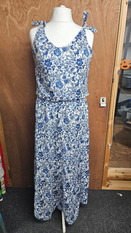 Sample Cassie Hack Set in Blue and White Toile Print Cotton - Size 16