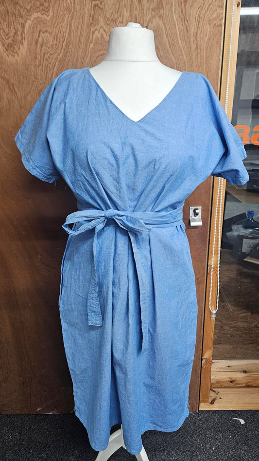 Sample Kobi Dress in Blue Cotton Chambray - Size Small