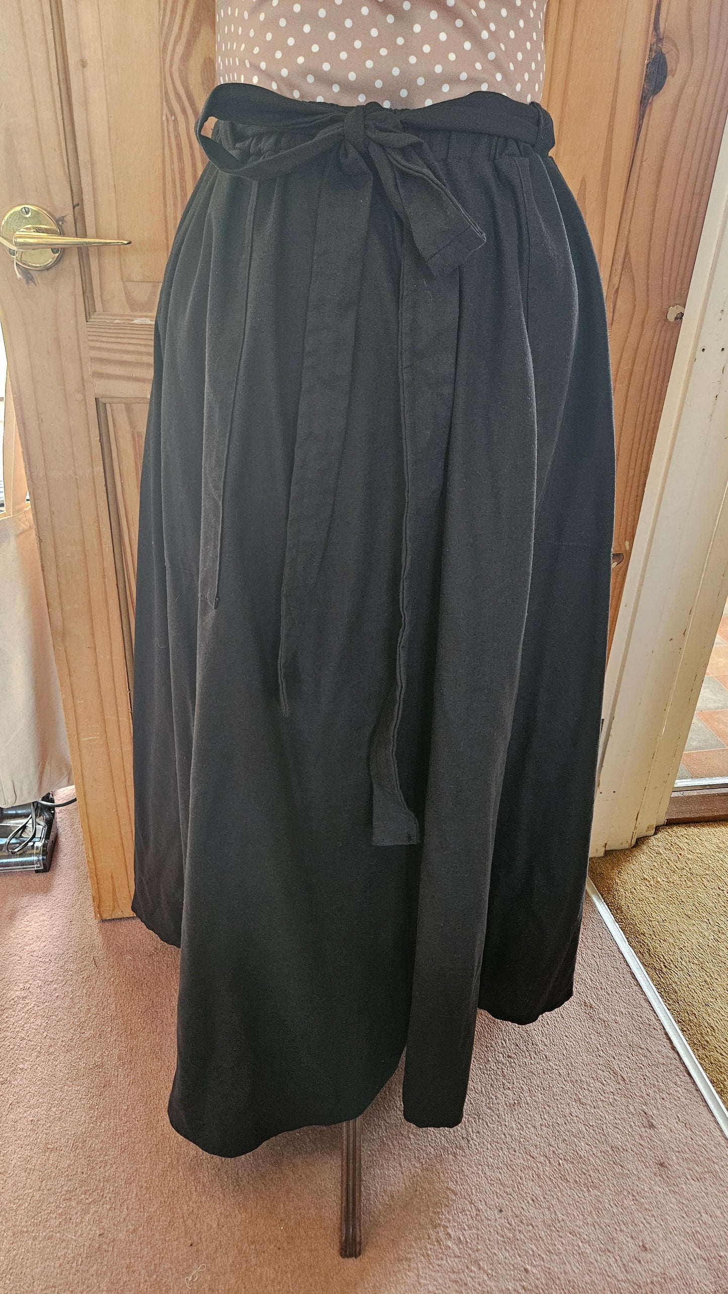 Sample Paloma Skirt in Black Linen Blend - Size 16