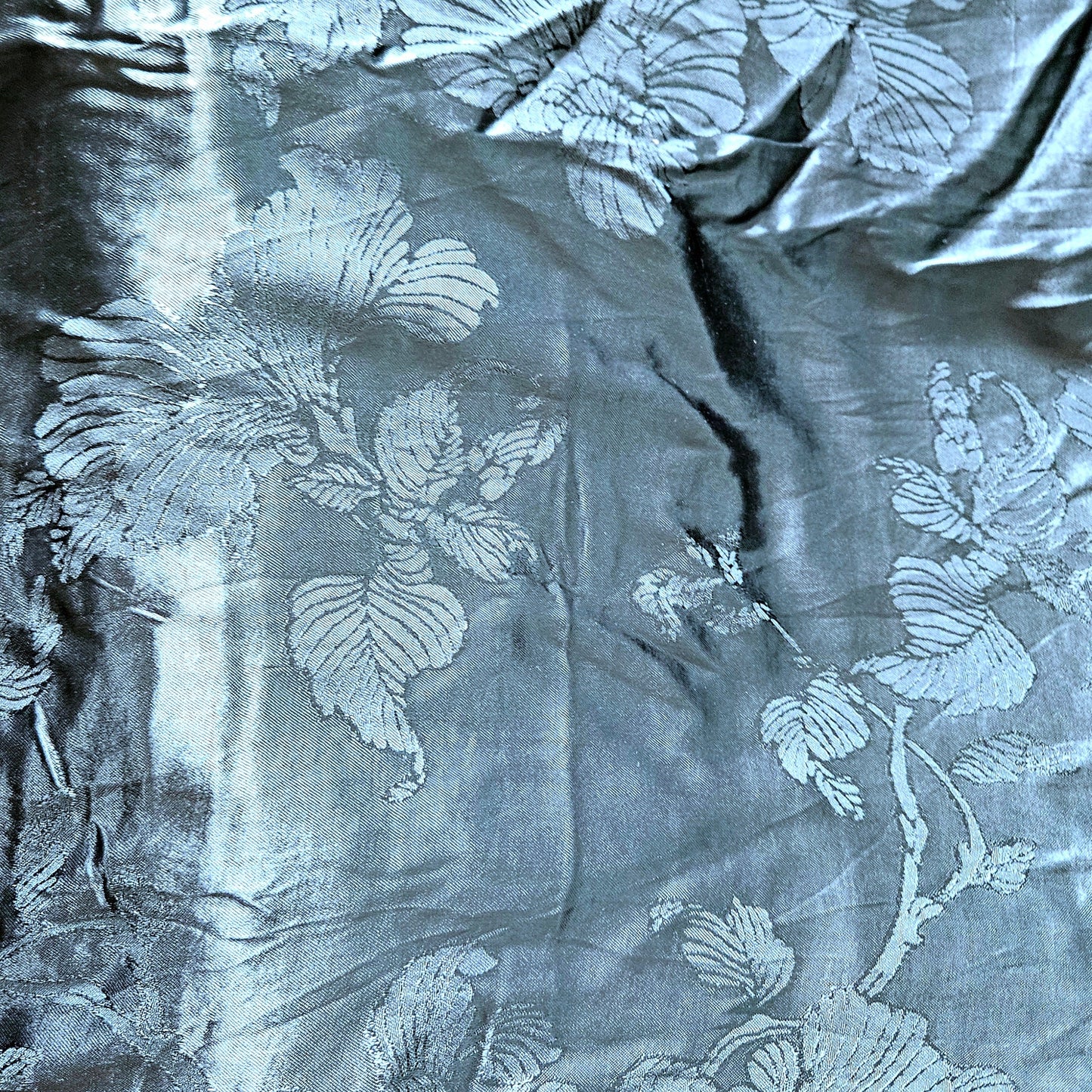 Floral Jacquard Viscose Satin in Teal - Remnant 3.6m