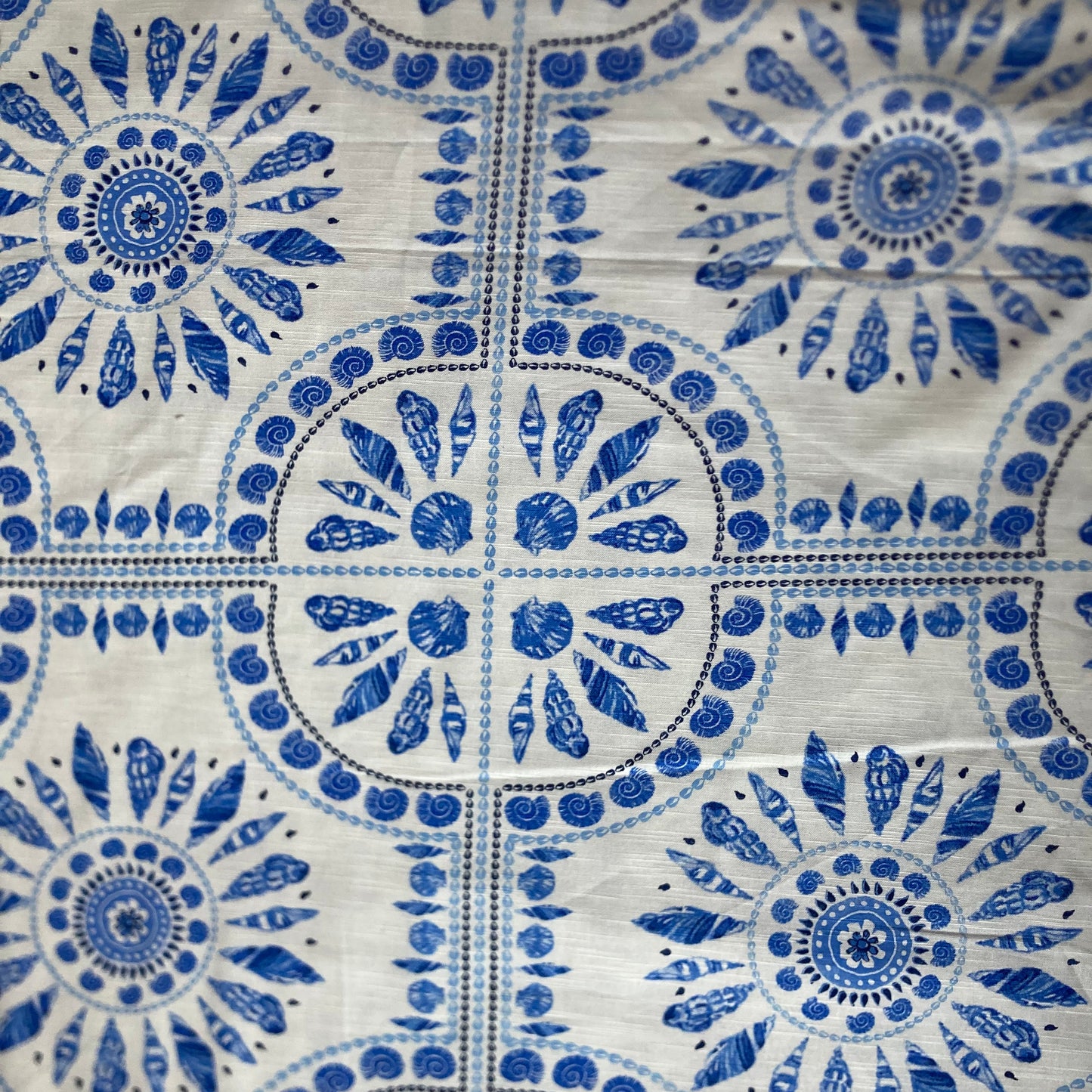 Shell Tiles Print Cotton Linen in Blue and White
