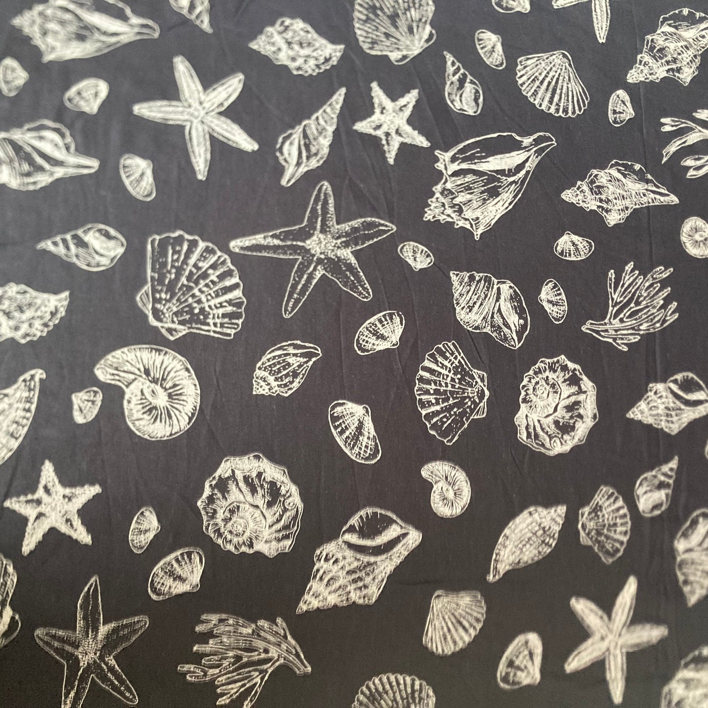 Shell Print Linen Viscose Blend in Black and Cream