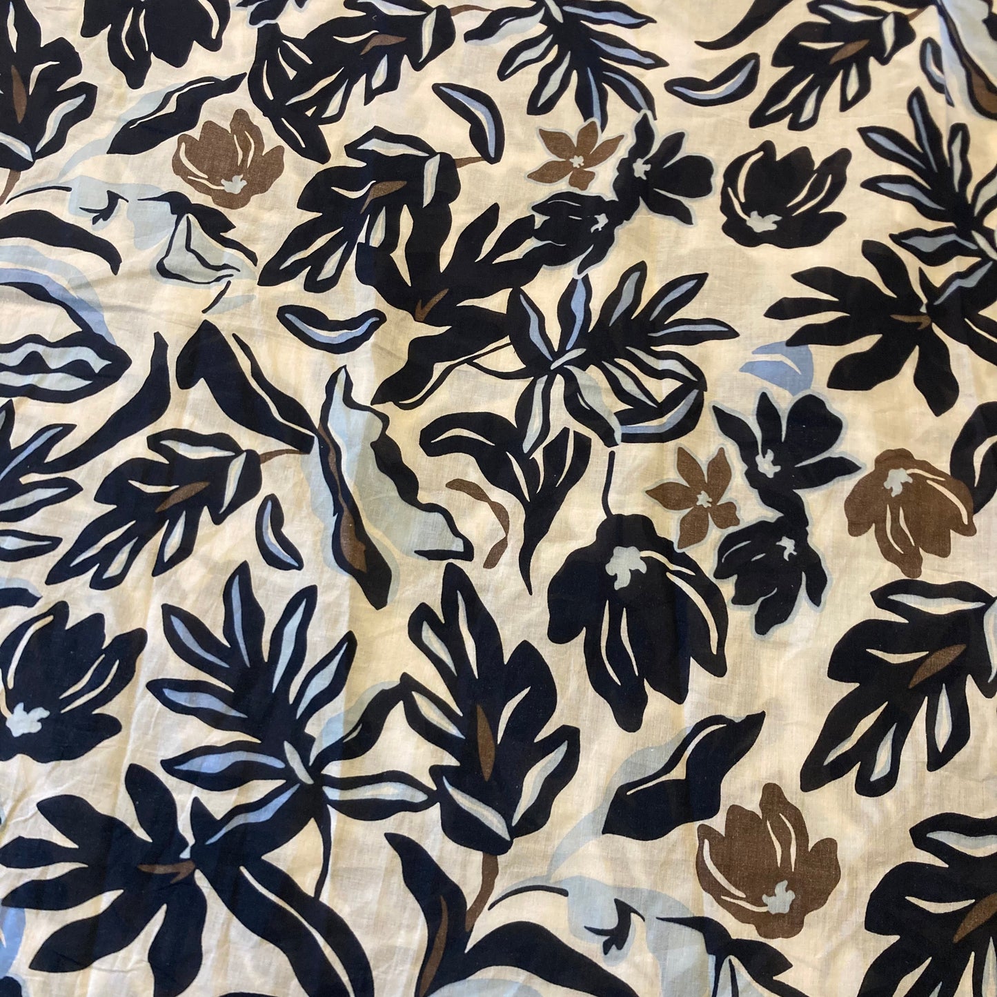 Paint Style Flowers and Leaves Cotton Poplin in Navy Blue and Brown on White Remnant - 4m