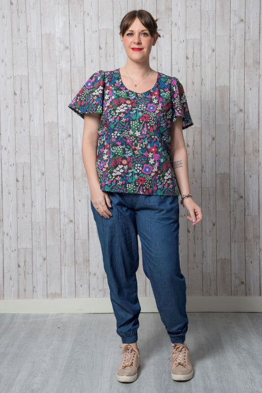 Sample Iris Top in Lady McElroy Cotton Lawn - Size 16/18